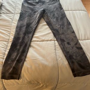 Lulu Lemon grey camouflage leggings